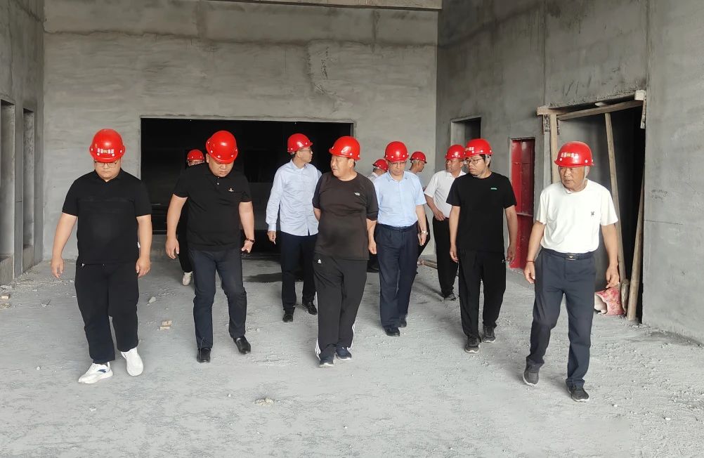 新蒲建設集團董事局主席率集團考察團赴新鄉(xiāng)骨科醫(yī)院項目開展專項調研指導